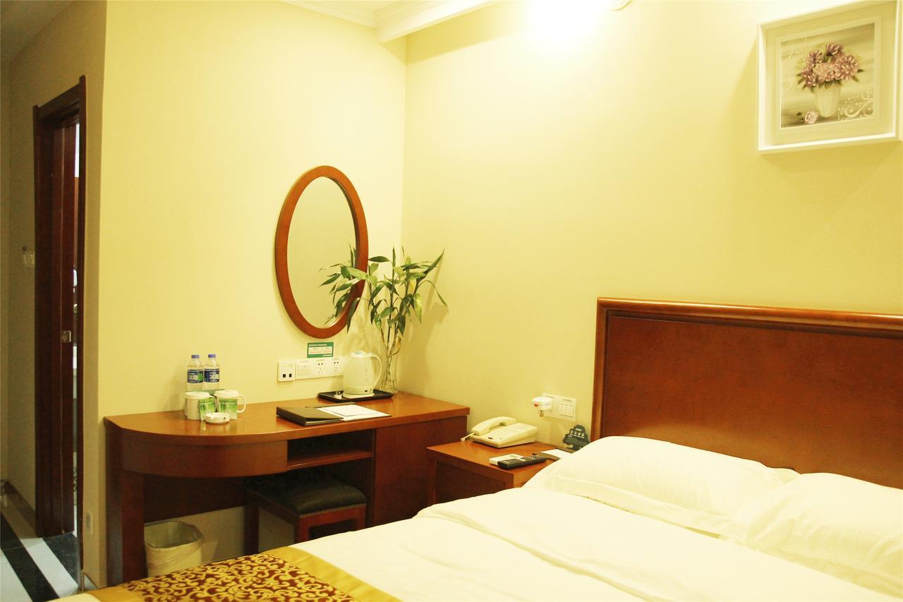 Greentree Inn Guangxi Guilin Lingui Jinshan Square Jinshui Road Express Hotel מראה חיצוני תמונה